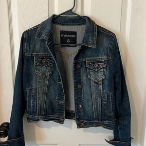Maurice’s cropped jean jacket Size S